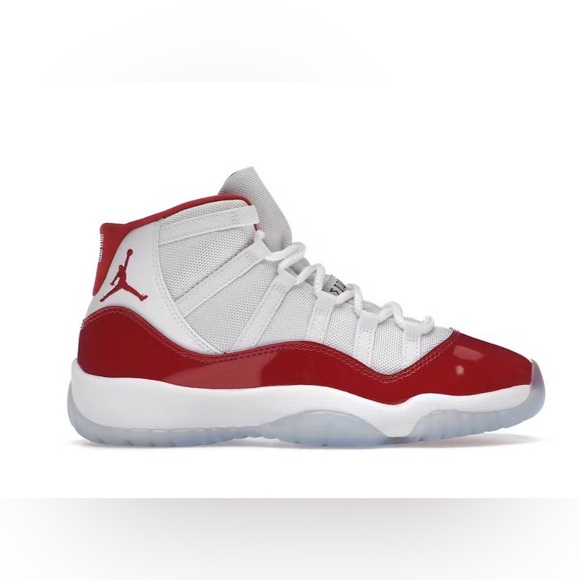 Jordan 11 retro Kids Sneakers Red and White - Picture 1 of 8